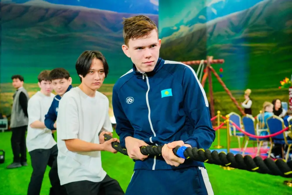 AI Sport и робот-вратарь: как технологии оживили Наурыз в столице (6)