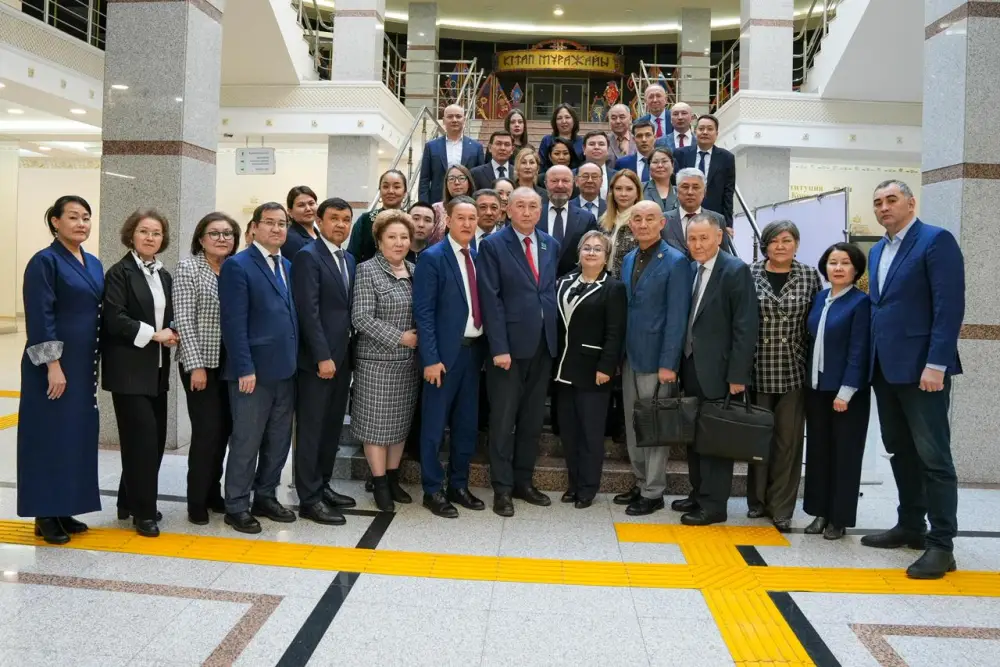 В Астане обсудили вопросы конституционной модернизации (4)
