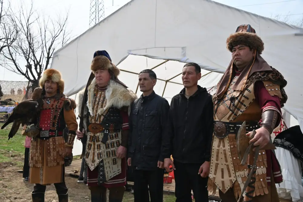 Военные отмечают День единства на Наурызнама: мероприятия в Вооруженных силах Павлодаре