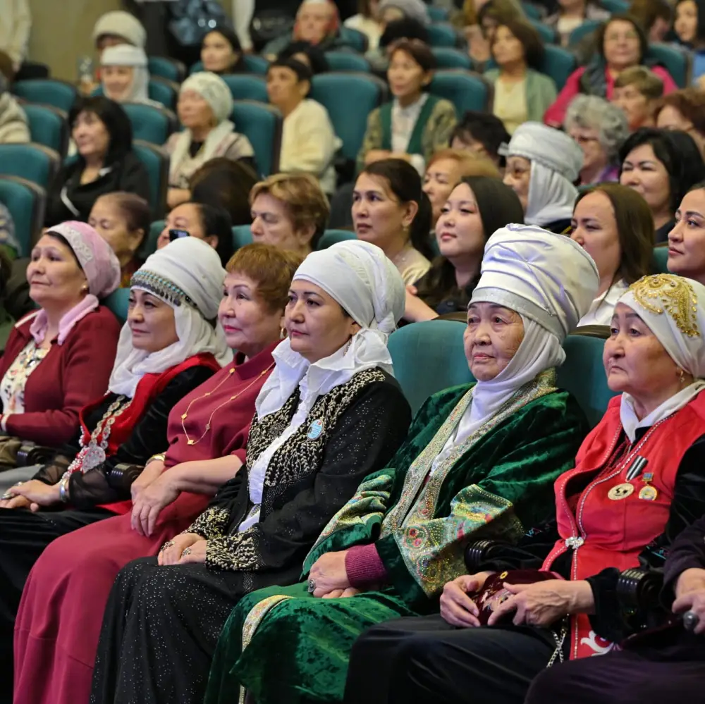 В Павлодарской области отметили достижения женщин в преддверии 8 Марта Павлодаре