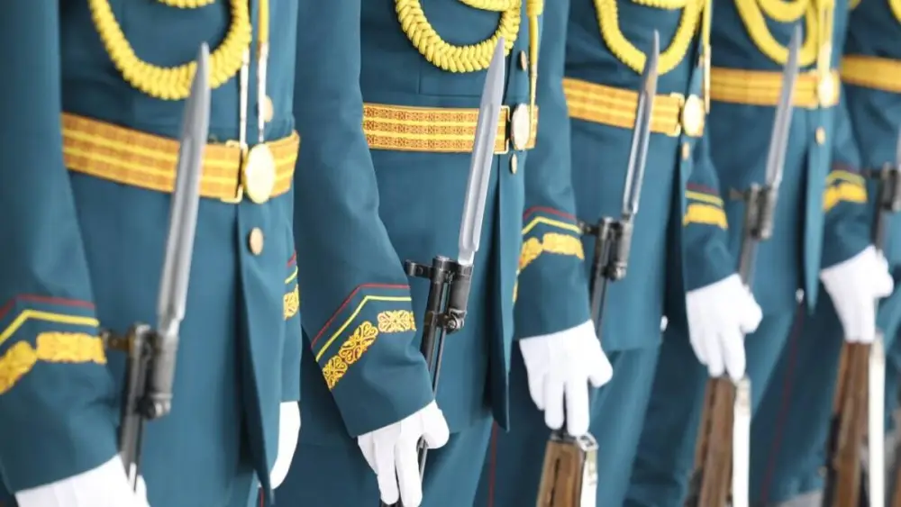 Национальный орнамент на форме и технике Национальной гвардии: укрепление культурной идентичности и имиджа страны Павлодаре