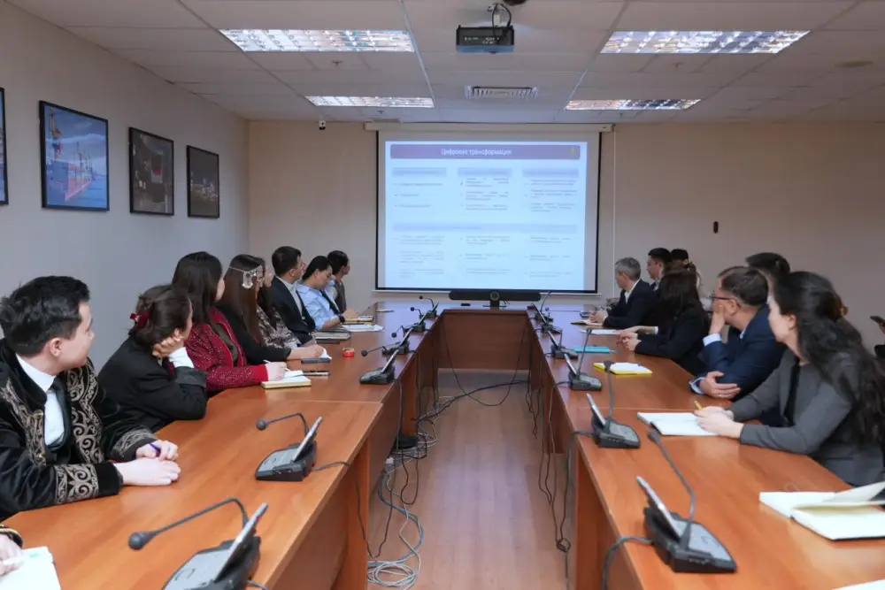 Лекция по цифровой трансформации в Министерстве транспорта: международные перспективы и лучшие практики Павлодаре