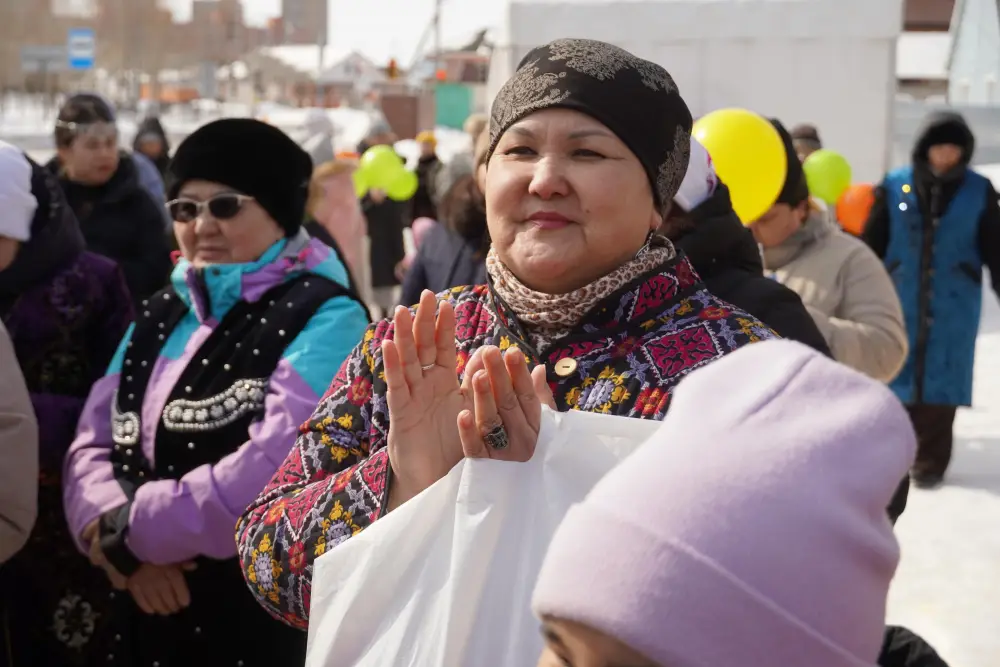 В Астане широко отметили Көрісу күні (8)