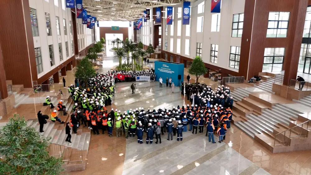 Представители строительной отрасли столицы выразили поддержку проекту новой Конституции (3)