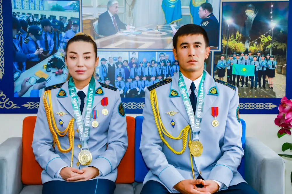 «Закон и порядок»: урок мужества для столичных школьников провели победители UAE SWAT Challenge (4)