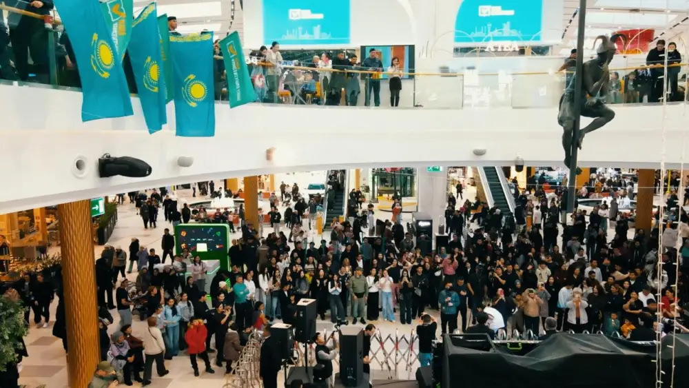 В Астане прошёл масштабный концерт в поддержку новой Конституции (3)