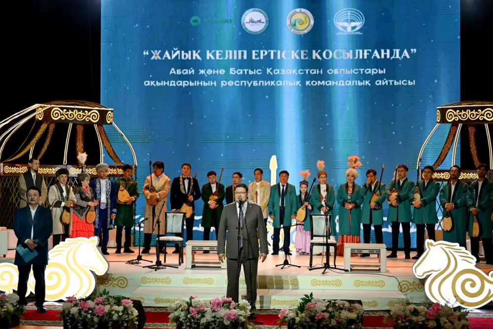 В Семее проходит республиканский командный айтыс (3)