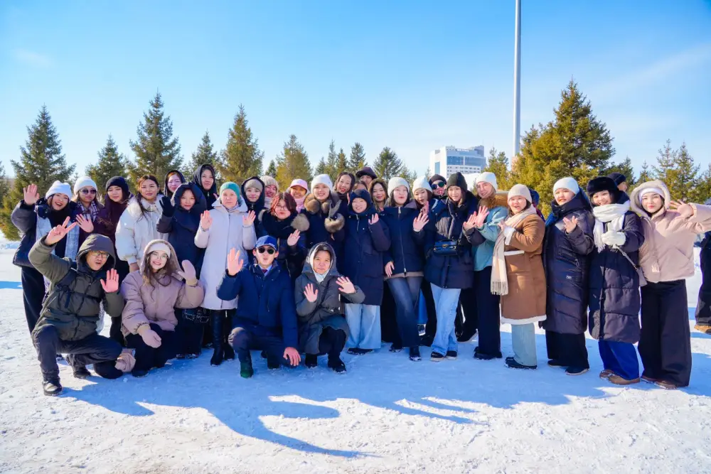 Более тысячи представителей молодежи поддержали новую Конституцию масштабным челленджем (2)