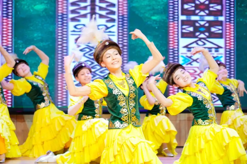 Традиции и современные технологии объединили на концерте в честь Наурыза в Астане (6)