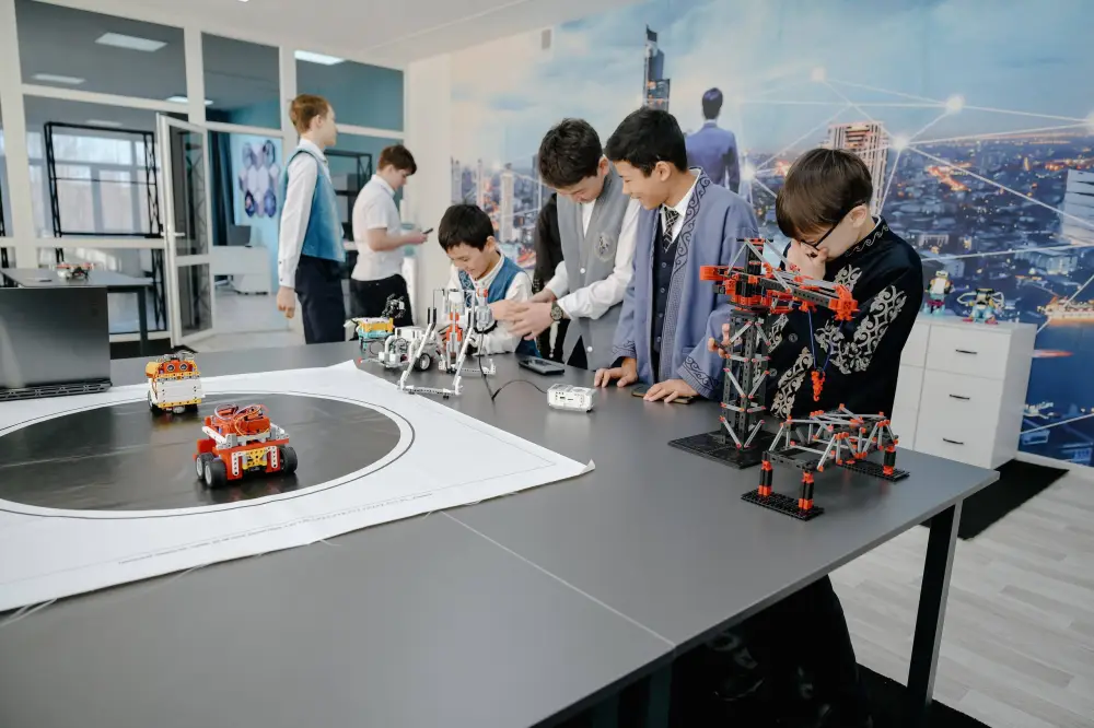 11 IT-центров: цифровая революция в Аккайынском! Павлодаре