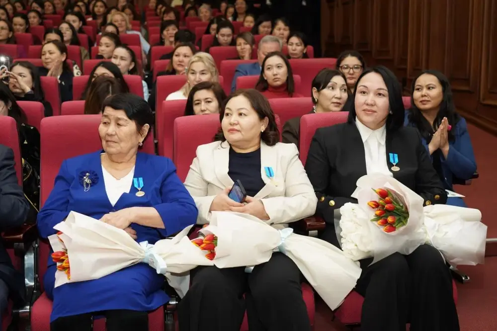 Награждение женщин в Казахстане: вклад в развитие гендерного равенства и профессионального лидерства Павлодаре