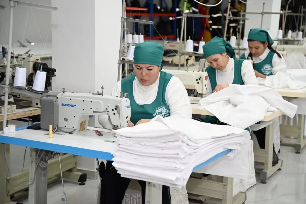 ТУРКЕСТАН: В СУЗАКСКОМ РАЙОНЕ ОТКРЫЛСЯ НОВЫЙ ШВЕЙНЫЙ ЦЕХ, КОТОРЫЙ СШИВАЕТ БУДУЩЕЕ РАБОЧИХ МЕСТ Павлодаре