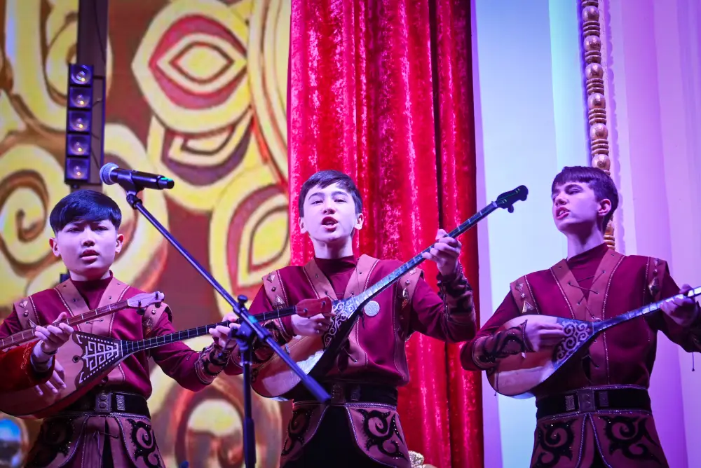 Наурызнама–2026: В Актобе проходит 24-часовой вечер жырау в рамках Дня культуры и национальных традиций (5)