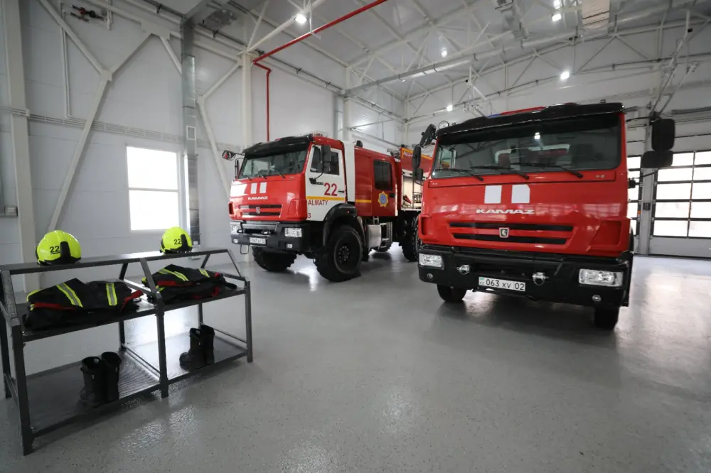 В горах Алматы Глава МЧС открыл уникальный спасательный комплекс (4)