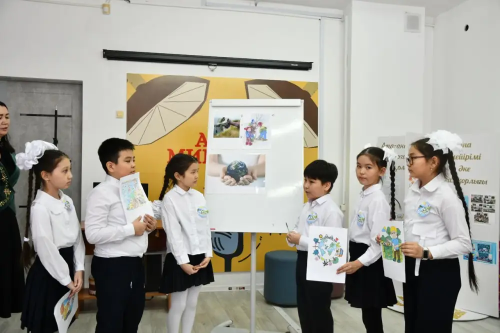 Интеллектуальный конкурс «Quiz» в Актобе: молодежь на передовой экологического сознания в рамках программы «Таза Қазақстан» Павлодаре