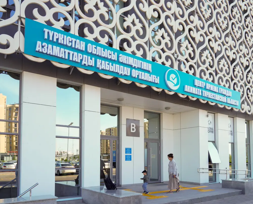 В ТУРКЕСТАНЕ РАССМОТРЕНЫ ОБРАЩЕНИЯ ГРАЖДАН И ДАНЫ КОНКРЕТНЫЕ ПОРУЧЕНИЯ (3)