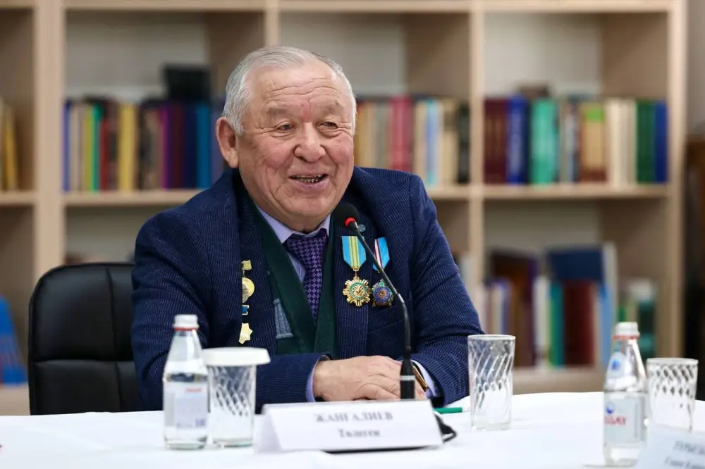 Творческая интеллигенция области Абай - за Новую Конституцию (6)