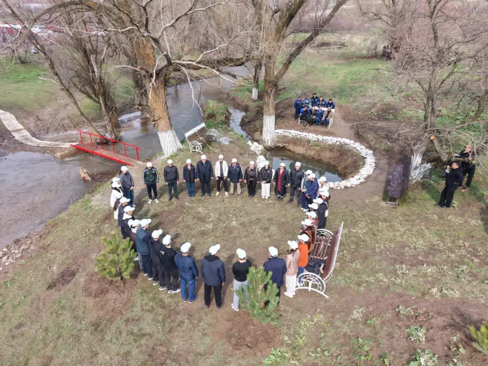 В ТУРКЕСТАНСКОЙ ОБЛАСТИ ПРОШЛА МАСШТАБНАЯ ЭКОАКЦИЯ ПО ОЧИСТКЕ РОДНИКОВ «МӨЛДІР БҰЛАҚ» (6)