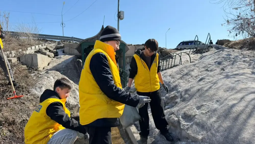 Молодежь Казахстана приняла активное участие в «Тазару күні» (3)