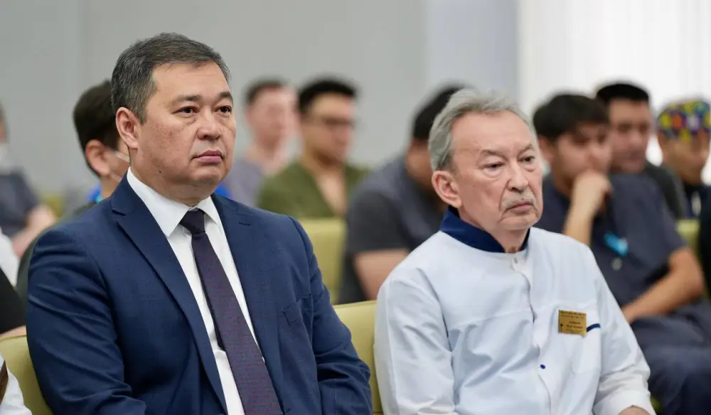 В Усть-Каменогорске обновили после капитального ремонта специализированный медцентр (10)