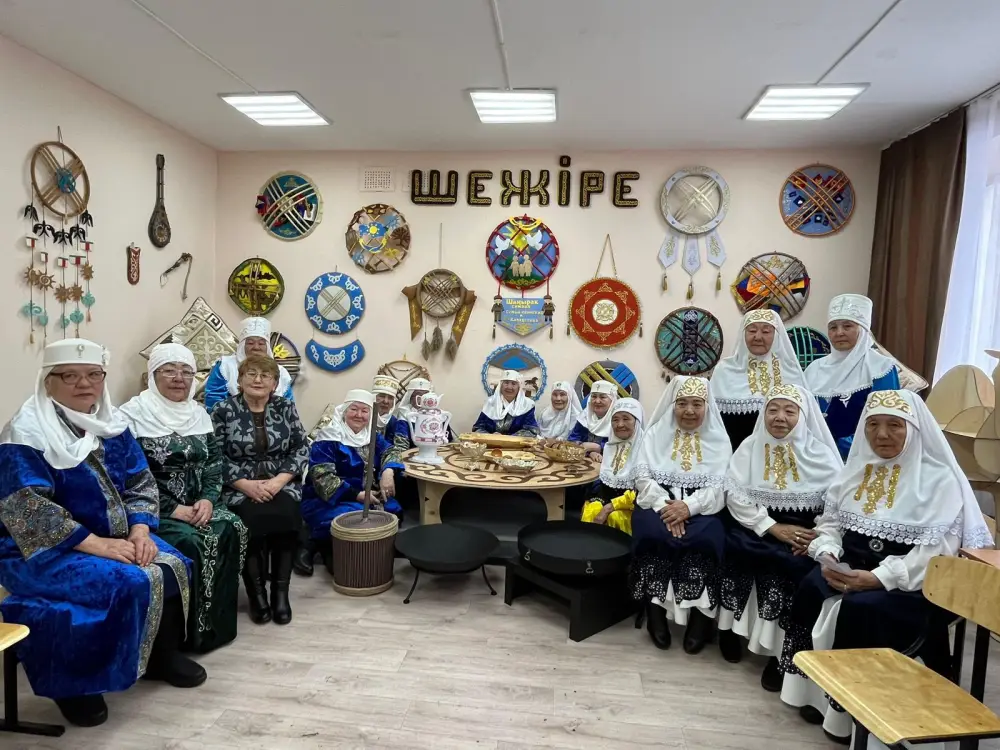 В школе района Алтай открыт кабинет национальных традиций (6)