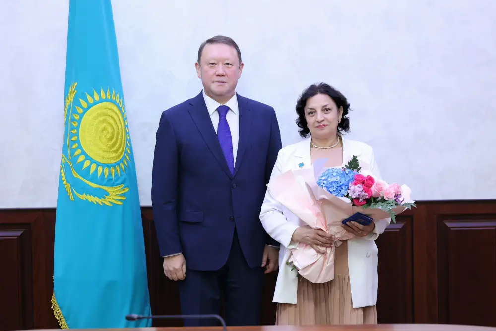 Орден «Құрмет» (2)