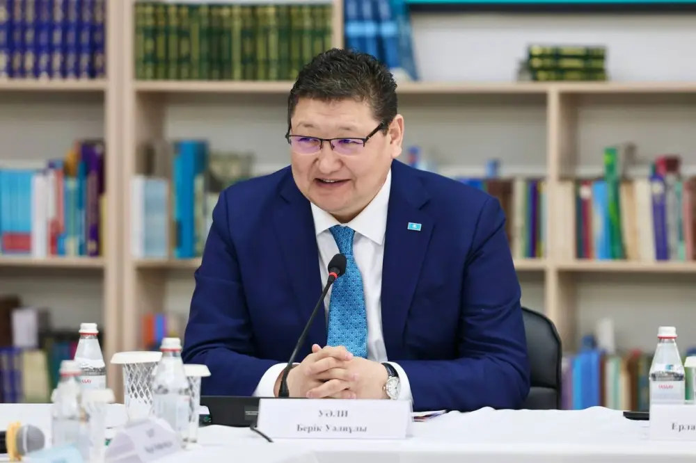 Творческая интеллигенция области Абай - за Новую Конституцию (3)