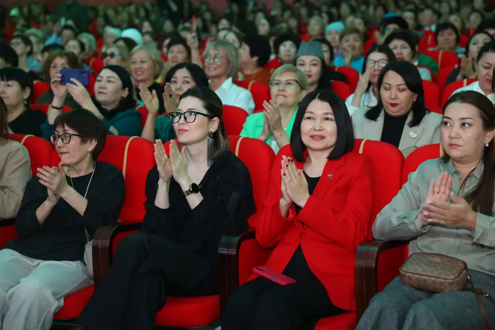 Праздничный концерт «Әлемнің жарығы» (5)