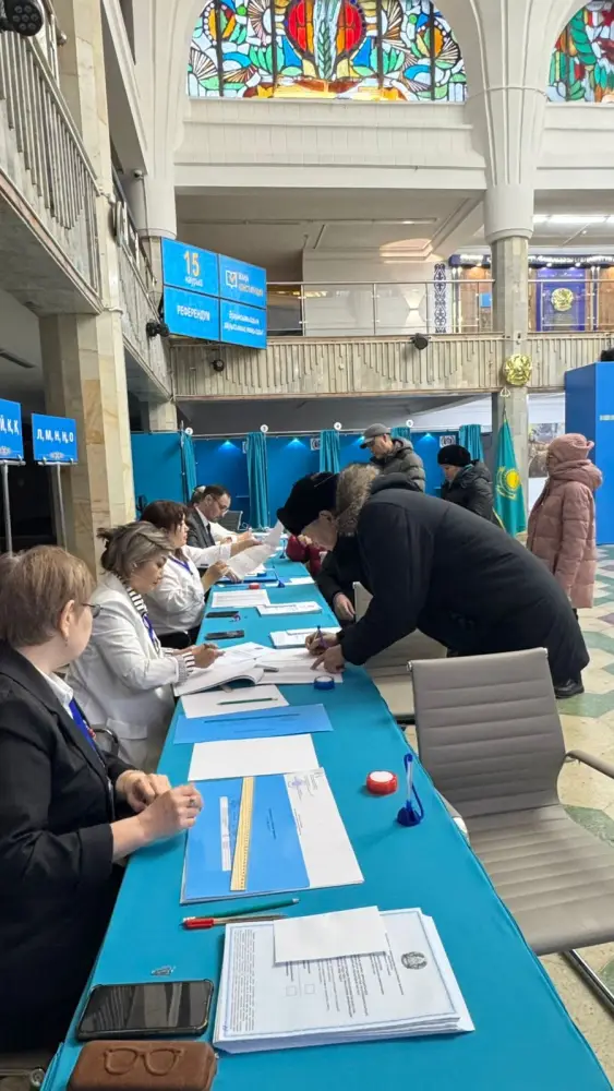 Избирательные участки в Астане открылись для референдума 2026 Павлодаре