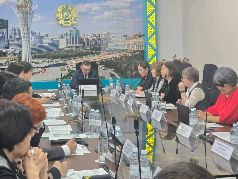 Кокшетау обсуждает права в образовании Павлодаре