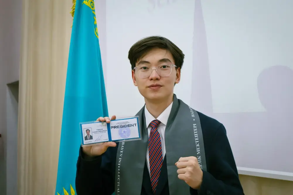 Призёр чемпионата мира по робототехнике из Казахстана получил грант в Стэнфорде Павлодаре