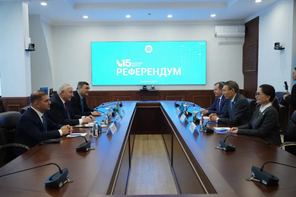 Референдум в Казахстане вызвал беспрецедентный интерес международных наблюдателей (8)