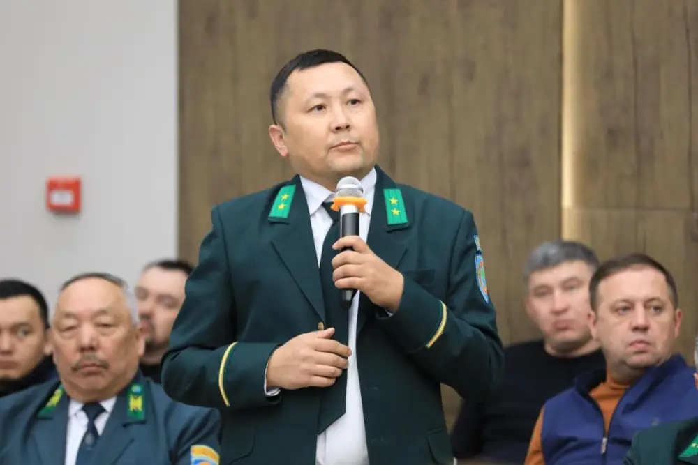 В Актюбинской области пройдет двухмесячник по санитарной очистке территорий и озеленению (7)