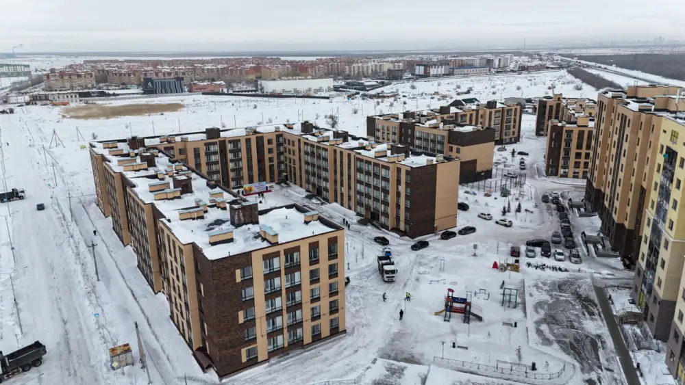 В г. Косшы вручены ключи от 40 квартир новосёлам (3)