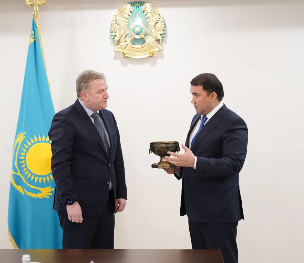 Встреча посла Грузии с акимом Туркестана Павлодаре