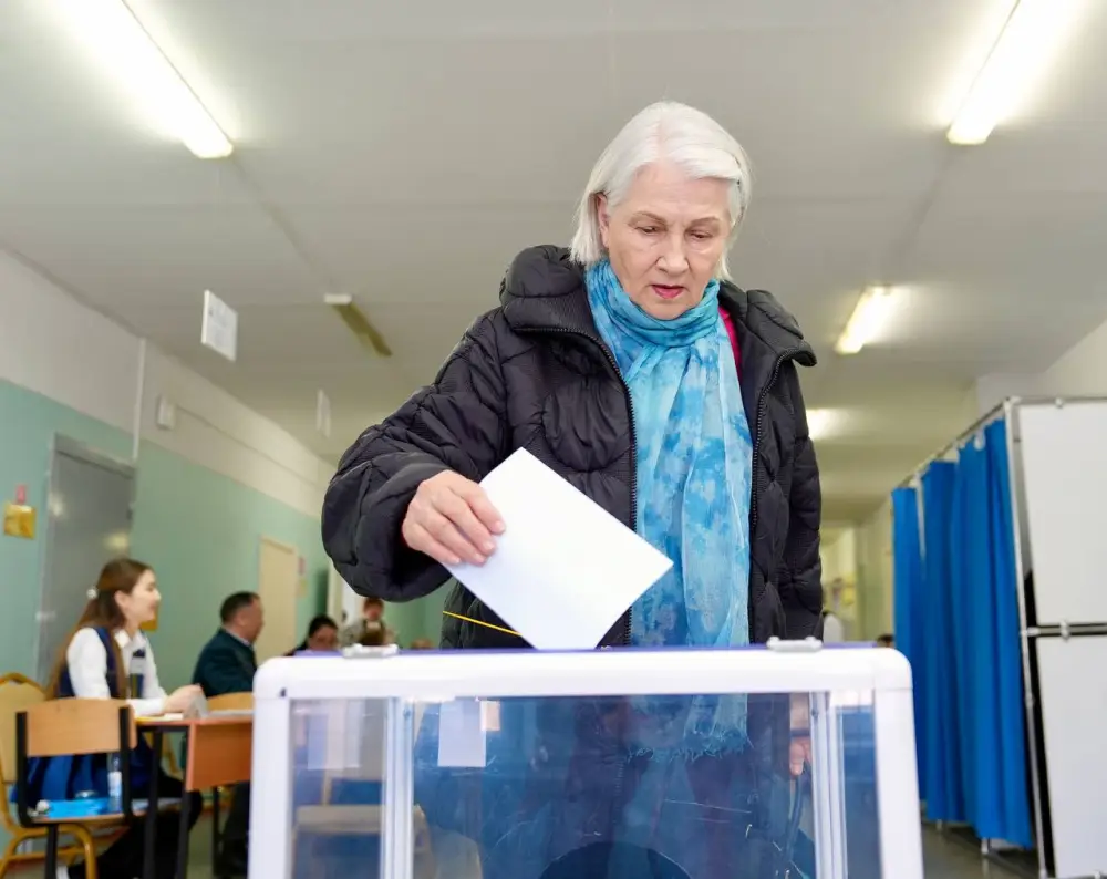 Аким ВКО сделал свой выбор на референдуме (4)