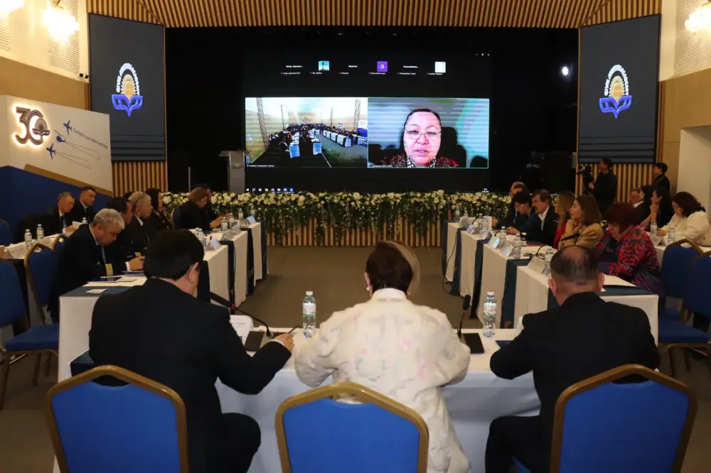 Атлас профессий для авиации представлен в Алматы Павлодаре