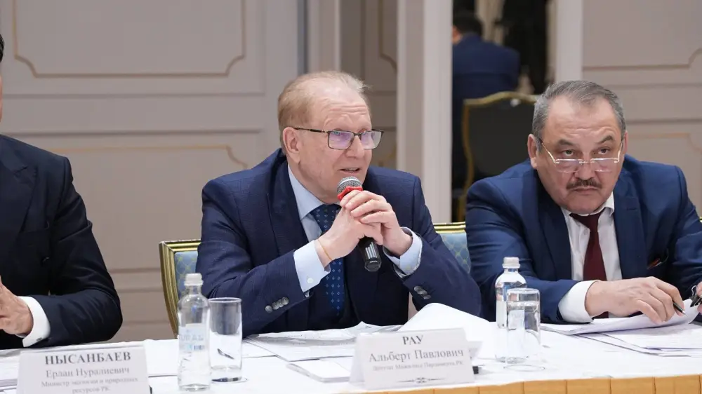 В Казахстане представлена новая модель системы управления отходами (4)