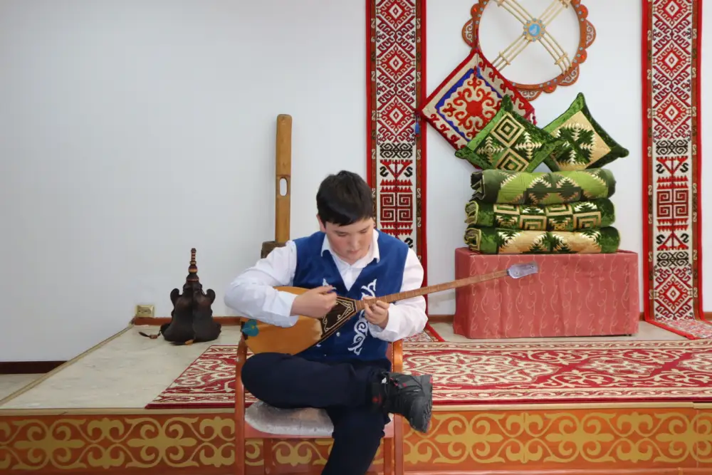 В честь дня «Шаңырақ» в библиотеках страны прошли встречи, посвященные семейным ценностям (4)