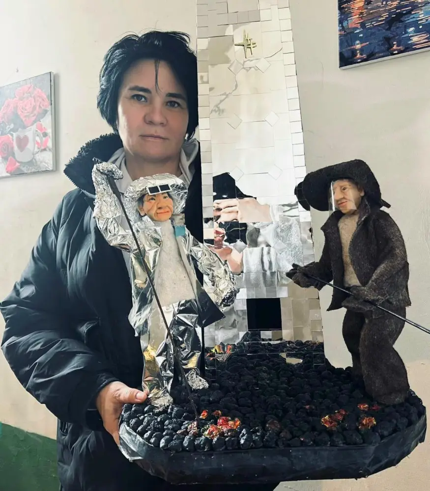 Персональная выставка авторских кукол Алии Сулейменовой открылась в Темиртау Павлодаре