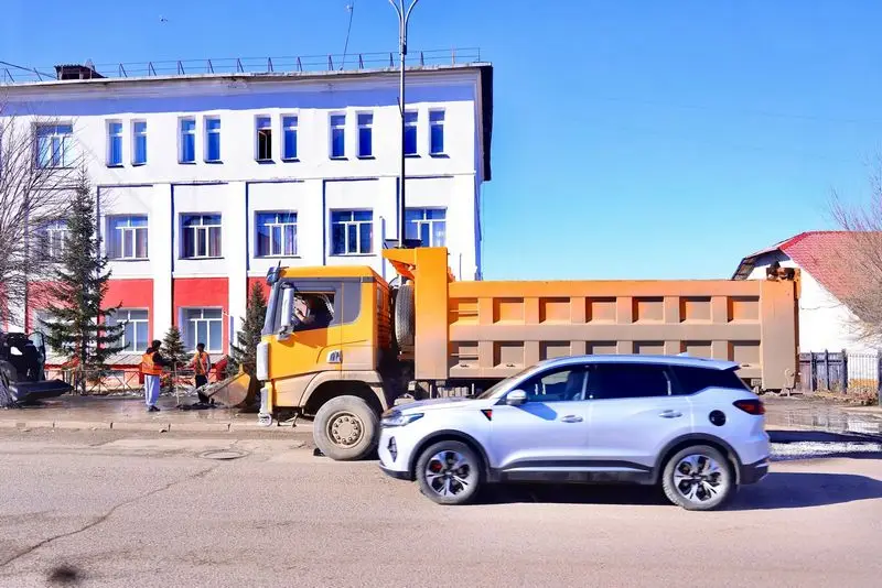 Ермаганбет Булекпаев сделал замечания по уборке Караганды (5)