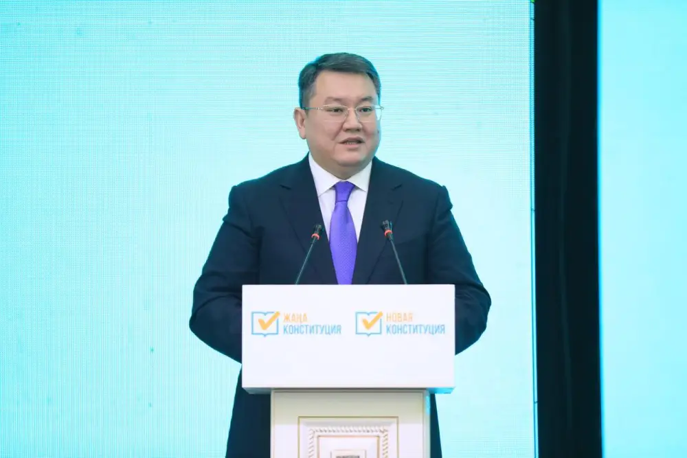 Советник Президента Казахстана Малик Отарбаев провёл встречу с жителями Кобдинского района Павлодаре