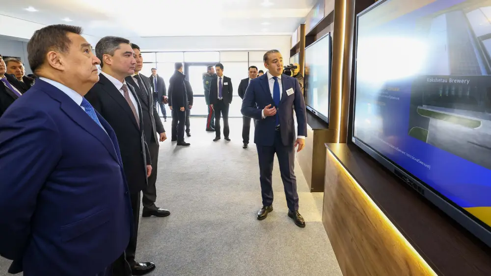 Развитие инфраструктуры для привлечения инвестиций: Олжас Бектенов ознакомился с проектами индустриальной зоны Акмолинской области (2)