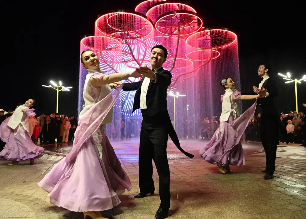 В Кызылорде сдан в эксплуатацию реконструированный Президентский парк (3)