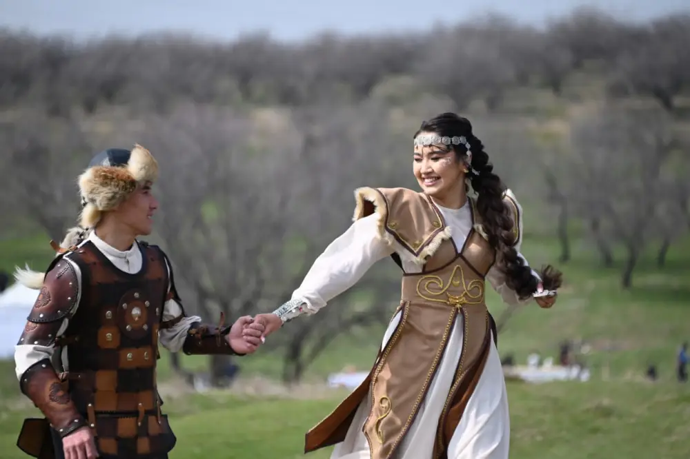 Наурызнама: военнослужащие Вооруженных сил отметили День единства (3)