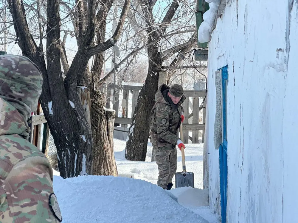 Национальная гвардия Казахстана принимает меры по предотвращению паводков в Аркалыке Павлодаре