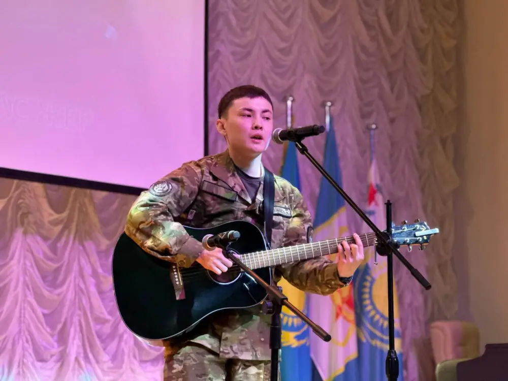 Военный музей представил кадетам экспозицию древнего вооружения (3)