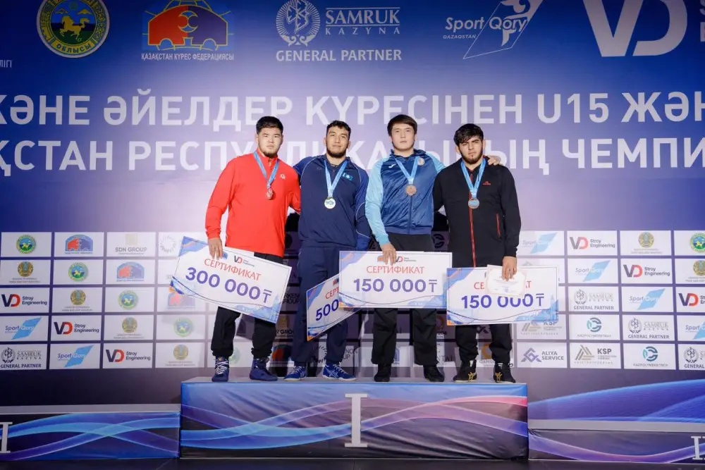 Ризабек Айтмухан стал чемпионом страны в новом весе (3)