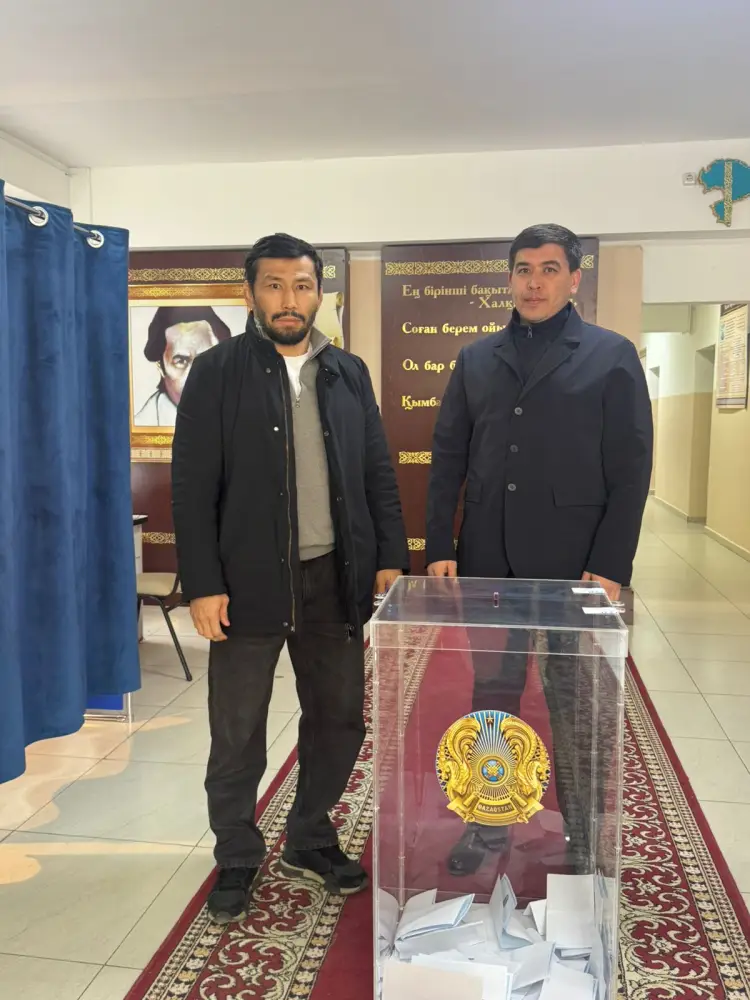 Демеу Жадраев серебряный призёр Олимпиады голосование республиканский референдум Павлодаре