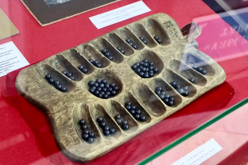 Выставка традиционных игр казахского народа в Национальном центральном музее Павлодаре